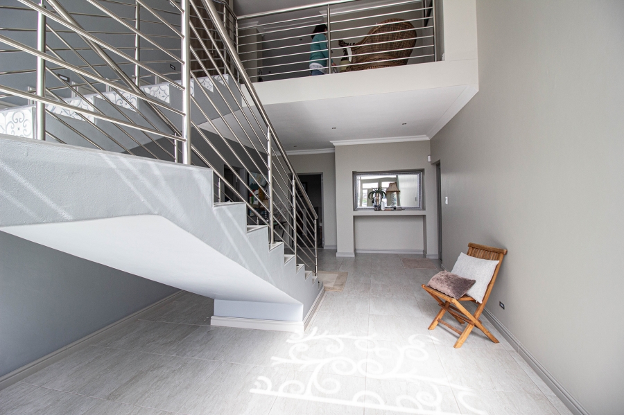 6 Bedroom Property for Sale in Kleinbaai Western Cape